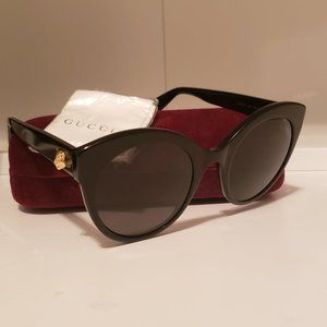 GUCCI Round GG Sunglasses